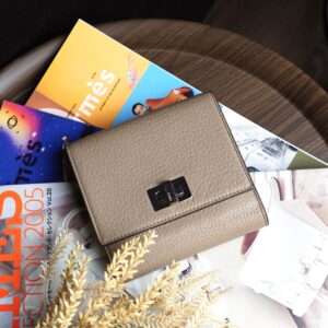 二手 Fendi short wallet 中銀包